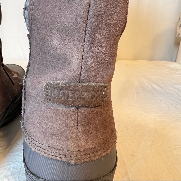 North Face Boots Nuptse Purna Gray&Brown Suede Faux Fur Trim Mid Calf Women’s 9 - Picture 4 of 10
